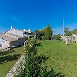 Villa Jurazini *