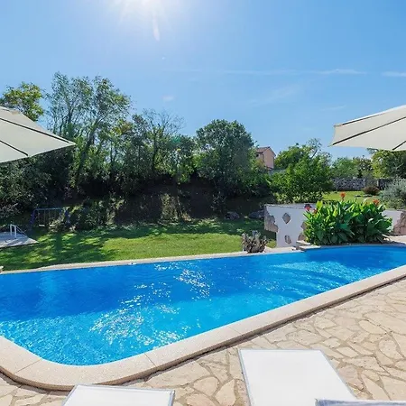 Villa Jurazini *